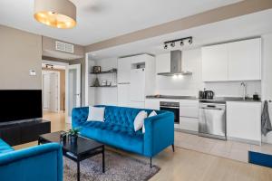 Η κουζίνα ή μικρή κουζίνα στο Luxury new apartment city center Estepona - private parking