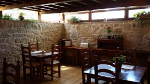 Restauracja lub miejsce do jedzenia w obiekcie Casa Rural Vella da Rivera