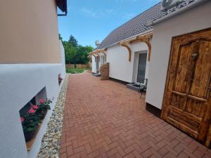 Belvárosi apartmanház 2 7900 Szigetvár, Szabadság u. 7. kép - 2