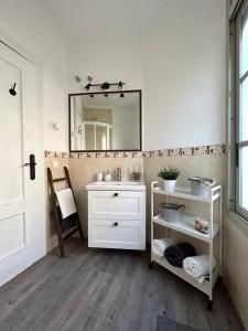 Kúpeľňa v ubytovaní Elegante Apartamento Centro Histórico de Málaga