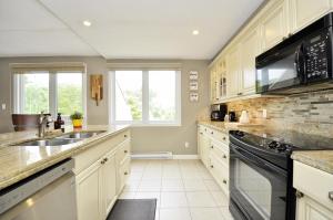 Gallery image of The Perfect Family Getaway - Wifi, Linens, Towels, Close to Golf in Blue Mountains