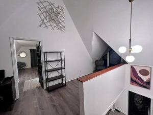 TV a/nebo společenská místnost v ubytování Unique 4Bed and 3Bath A-Frame