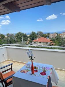 Balkón nebo terasa v ubytování Sweet Makri Suite