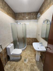 Vannituba majutusasutuses المهيدب للوحدات السكنيه -رابغ