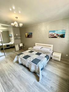 Posteľ alebo postele v izbe v ubytovaní Apartment in center premium