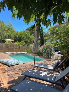 Πισίνα στο ή κοντά στο Agréable Villa avec piscine, 12 personnes