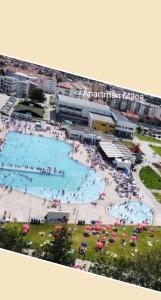 Bazén v ubytování Apartman MACA nebo v jeho okolí