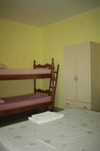 Rúm í herbergi á Hotel PRINC