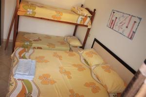 Rúm í herbergi á Hotel PRINC