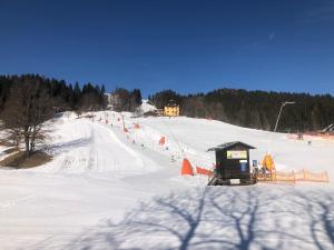 Schwalmhütte v zimě