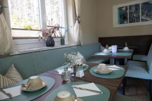 Posezení v ubytování Hotel Pension Waldesruh