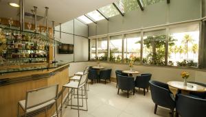 Lounge nebo bar v ubytování Hotel Astoria Palace