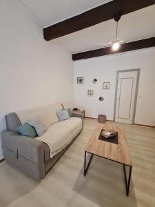 Posedenie v ubytovaní Charming authentic apartment in central location