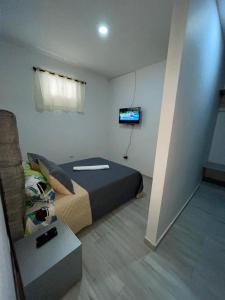 Krevet ili kreveti u jedinici u objektu Apartamento Amoblado 3 habitaciones en Barrio La Campiña