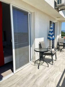 Uma varanda ou terraço em Apartmani Vila Milaris