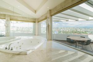 Fotografie z fotogalerie ubytování Real Inn Tijuana by Camino Real Hoteles v destinaci Tijuana