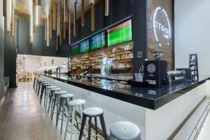 Lounge nebo bar v ubytování Real Inn Tijuana by Camino Real Hoteles