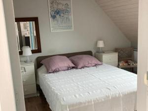 Fotografie z fotogalerie ubytování Charmante maison proche plages avec jardin, 4 chambres - FR-1-418-233 v destinaci Locmaria