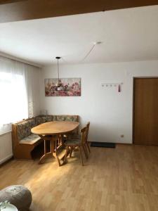 Posezení v ubytování Garden View Apartment