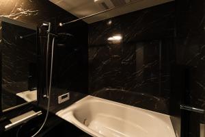 Ένα μπάνιο στο Flower Base Tsubaki