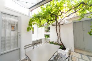 Balcone o terrazza di Trullo Alfieri - Relax e Garden