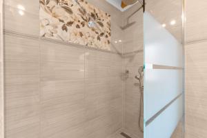 Ein Badezimmer in der Unterkunft Villa Maria Tadini