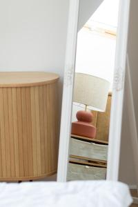 Posedenie v ubytovaní Old Town Gem Designer Apartment - Centre Location - Families - Remote Work