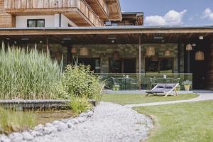 Vonkajšia záhrada v ubytovaní Ski & Bike Hotel Wiesenegg