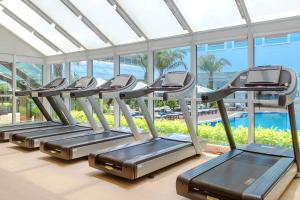Fitness centrum a/nebo fitness zařízení v ubytování Sheraton Saigon Grand Opera Hotel
