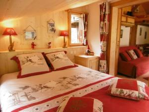 a bedroom with a large bed in a room at Mazot le Petit Drus in Chamonix-Mont-Blanc