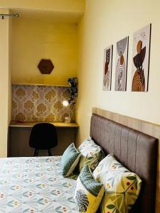 Postel nebo postele na pokoji v ubytování Modern Suites by Hey Studio's + 22 fotografií
