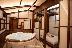 A bathroom at Hotel Carosello