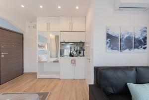 מטבח או מטבחון ב-Mirtilo Apartment - Hellenic Apartments Avlona