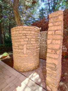 Φωτογραφία από το άλμπουμ του Nature, memories and garden shower at Casa del Castello σε Castel del Monte