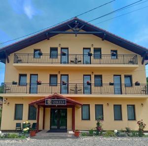 Budova, kde se hotel nachází