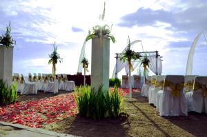Een tuin van Merumatta Senggigi Lombok