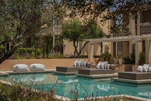 Bazén v ubytování Thalassa Boutique Hotel - Adults Only nebo v jeho okolí