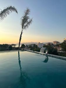 Bazén v ubytování Sunlight Hotel nebo v jeho okolí