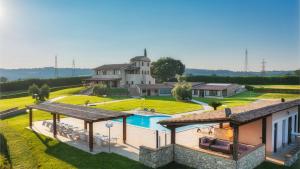 The swimming pool at or close to PODERE TORRICELLA 16, Emma Villas