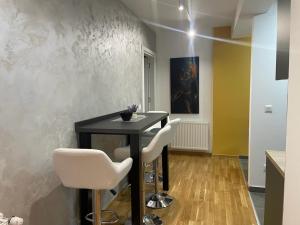 Fotografie z fotogalerie ubytování luxury Pool Apartment Jagodina v destinaci Jagodina