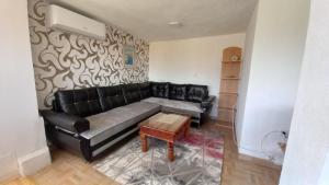 Χώρος καθιστικού στο Vila Ejna , Misevici +36 φωτογραφίες