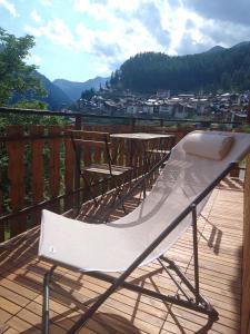 Üldine mäevaade või majutusasutusest Un balcone sulla Val di Pejo pildistatud vaade