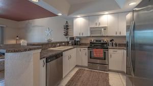 Dapur atau dapur kecil di 1950 Oregon #1B