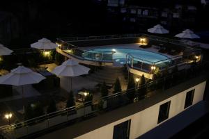Bassein majutusasutuses Cosmopolitan Hotel & Wellness või selle lähedal