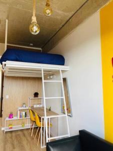 Postelja oz. postelje v sobi nastanitve Loft en Chapinero con todo lo que necesitas !