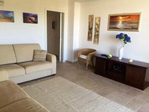 A seating area at Holiday Home Emily
