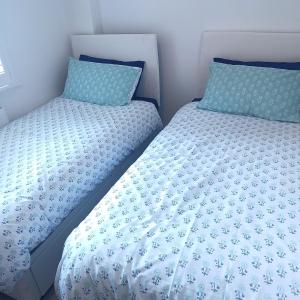 Postel nebo postele na pokoji v ubytování Lovely 2-Bed Apartment in Bridlington