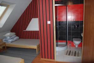 Ett badrum på Noclegi u Matyldy