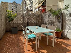 Balkón alebo terasa v ubytovaní Enjoy Apartment 4 pax at Ruzafa with sunny terrace