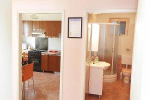 Kuchyň nebo kuchyňský kout v ubytování Apartments Dubravka